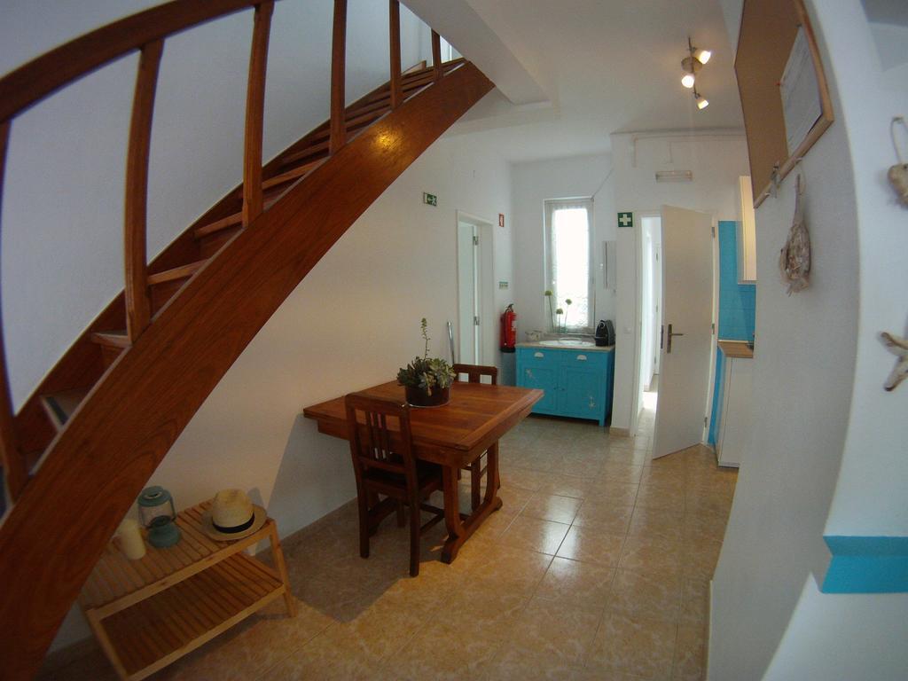 Ahoy Porto Covo Hostel ภายนอก รูปภาพ